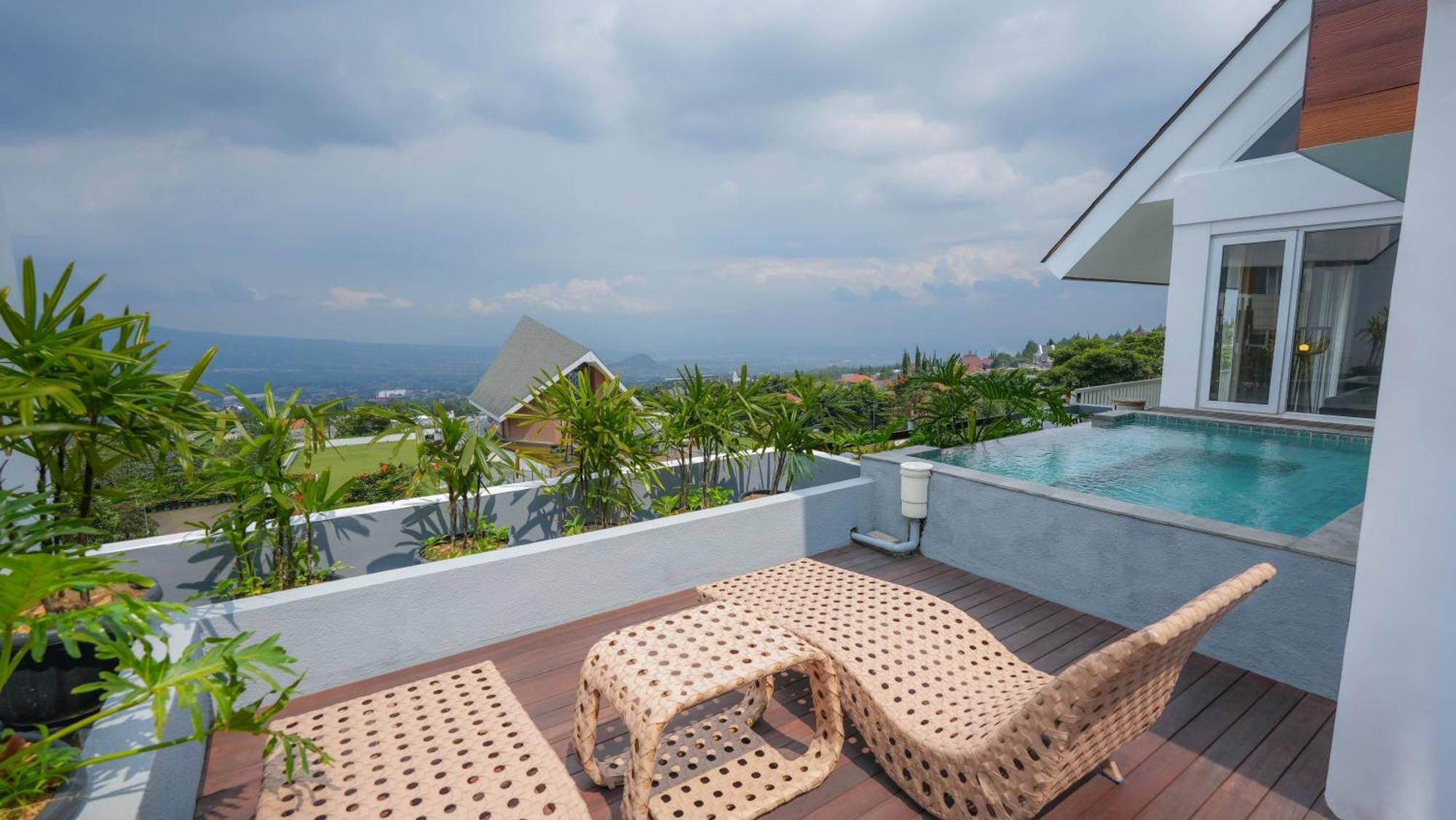 Amartahills Hotel And Resort Batu  Pokój zdjęcie