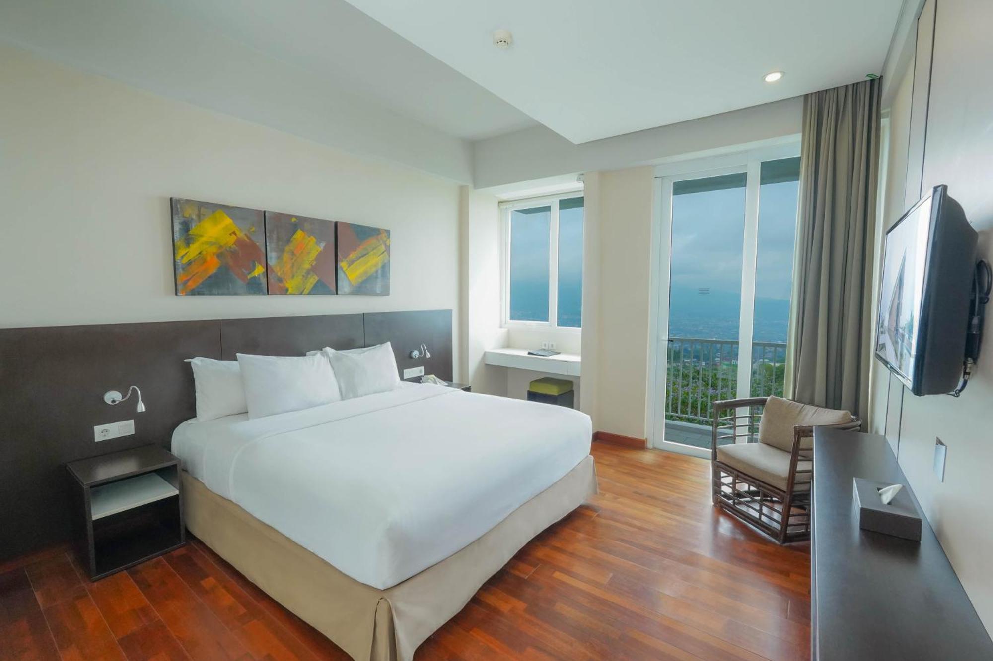 Amartahills Hotel And Resort Batu  Pokój zdjęcie